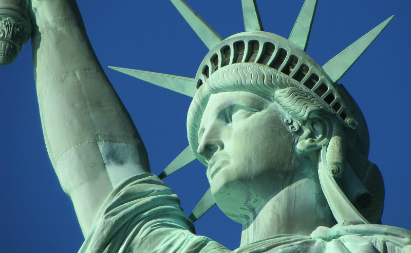 ニューヨークといえば 自由の女神 Statue Of Liberty 新婚旅行 ハネムーン予約 アニバーサリートラベル